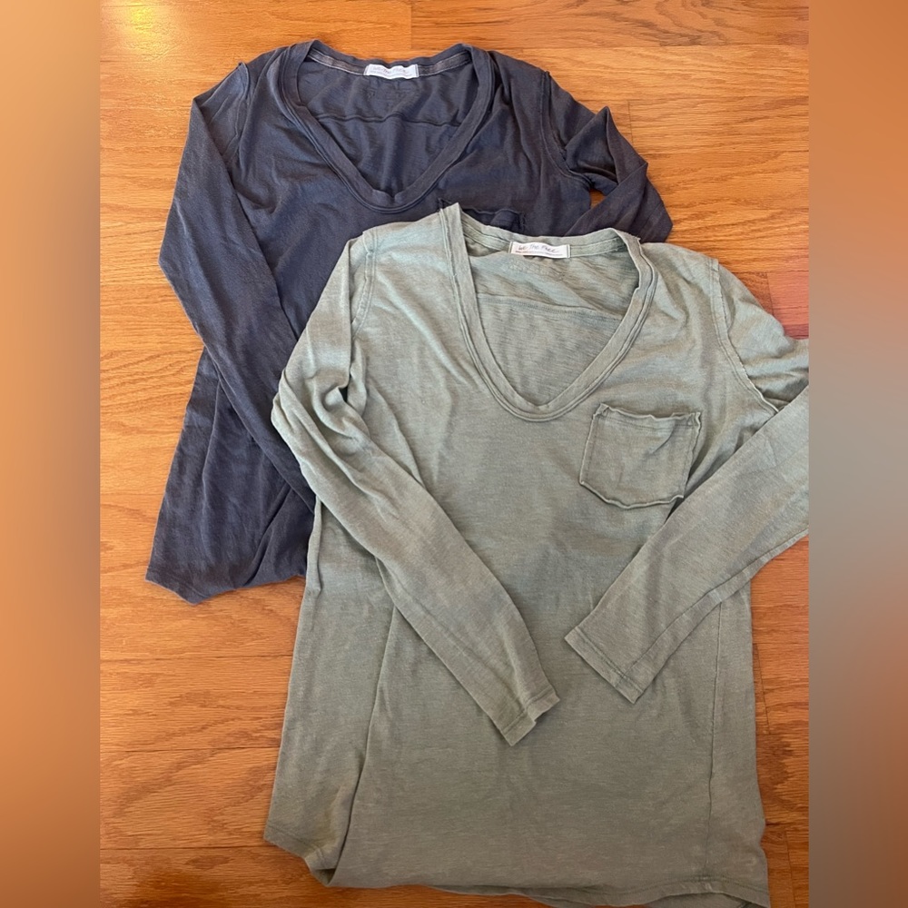 Free People V-Neck Soft Brushed Tunic Tops- Size XS